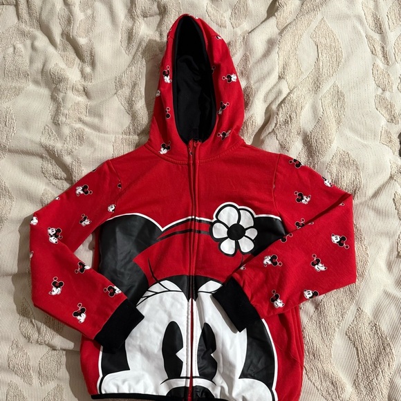 NWOT Disney Store Red zip up Hoodie with Minnie Mouse Design Size 9/10 Girls - Picture 1 of 6